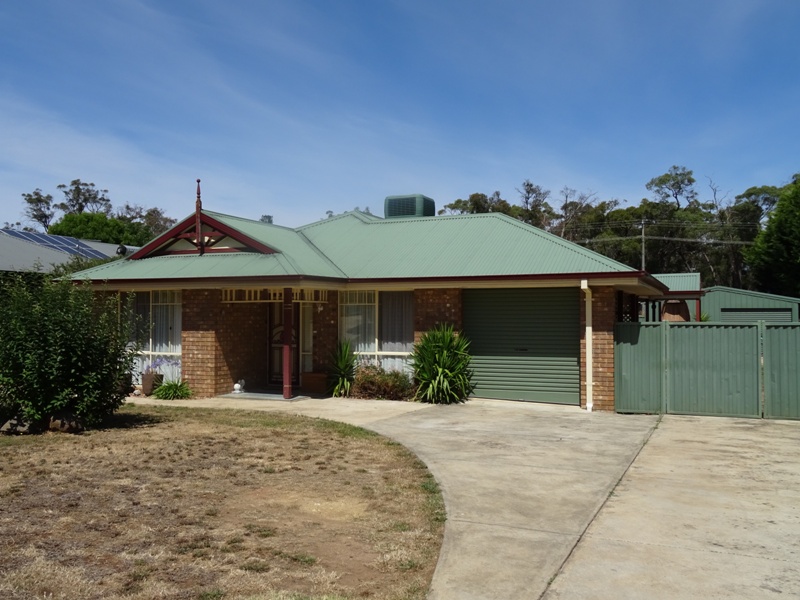 13 CADDY DRIVE, CRESWICK, 3363