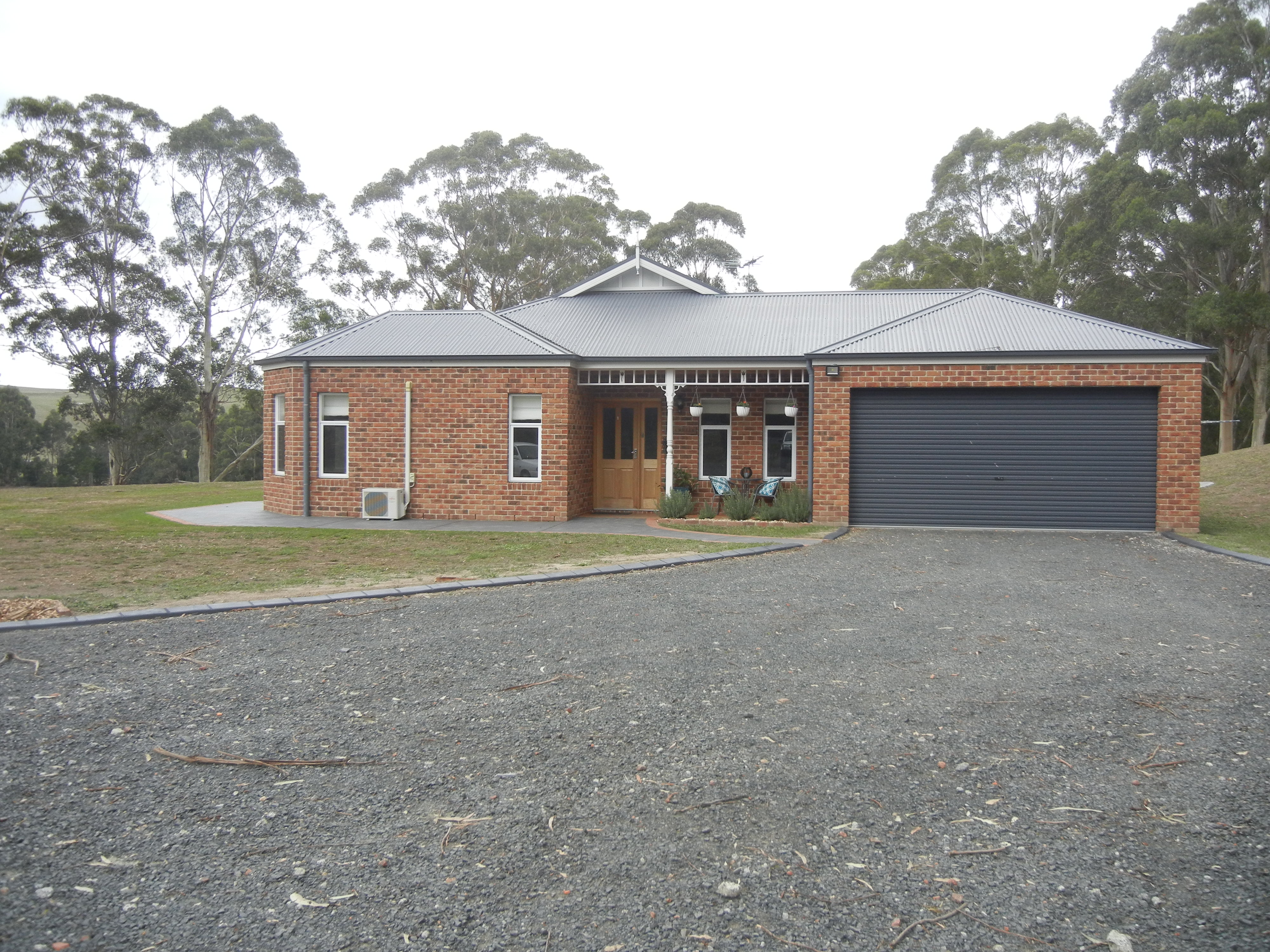 8 TORWOOD-TOPIRAM RD, HALLORA, 3818