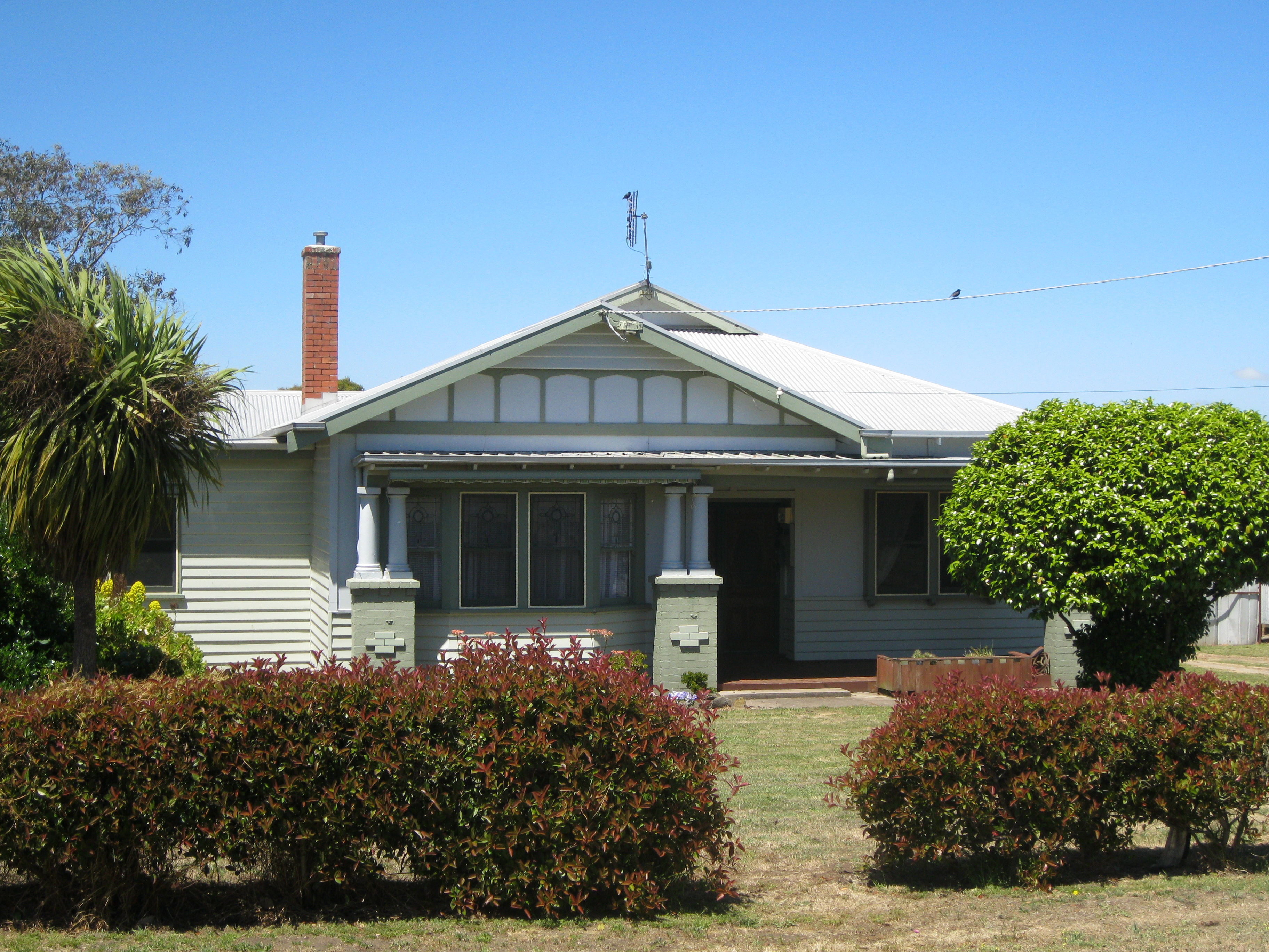 106 WALKER , COBDEN, 3266