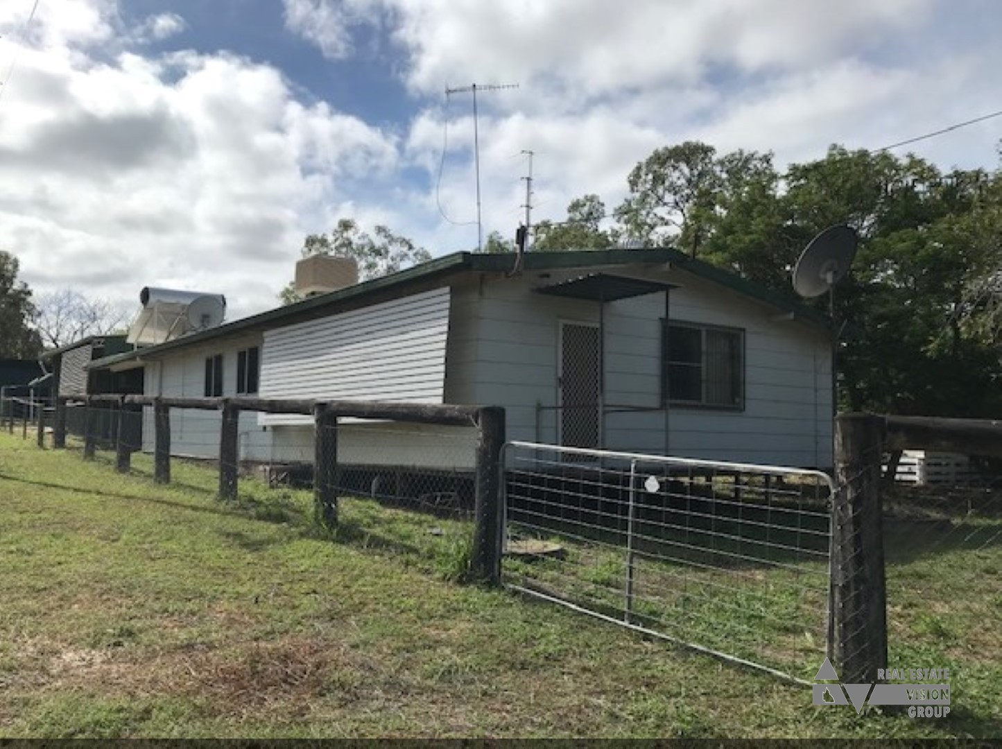 42 GOANNA FLATS RD, THE GEMFIELDS, 4702