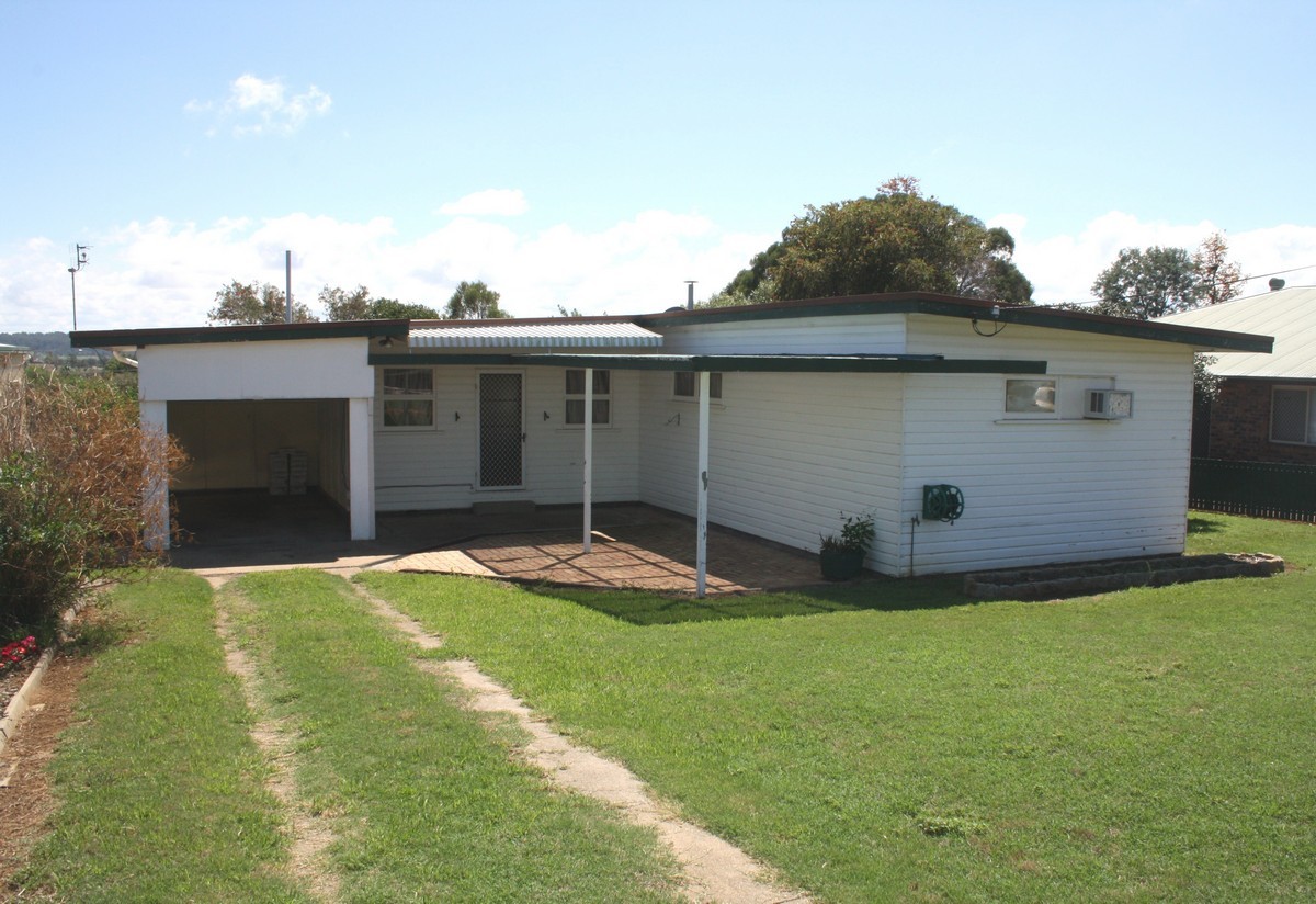 5 EVENDEN ST, WARWICK, 4370