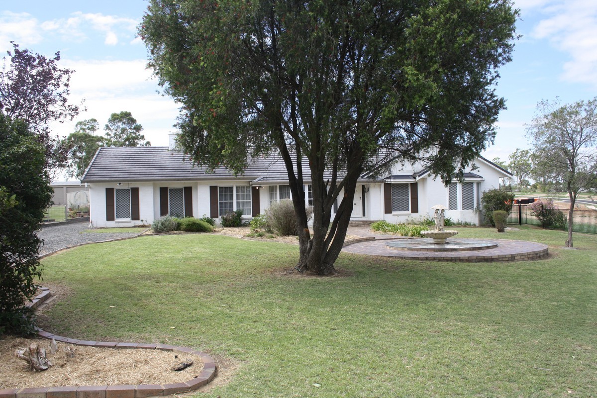 41 HAWKER RD, WARWICK, 4370