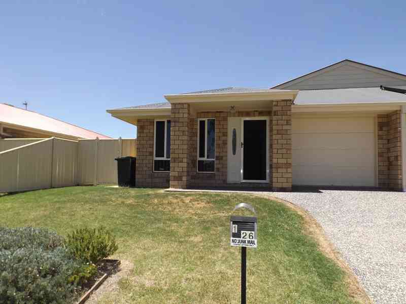 1/26 LAW ROAD, WARWICK, 4370