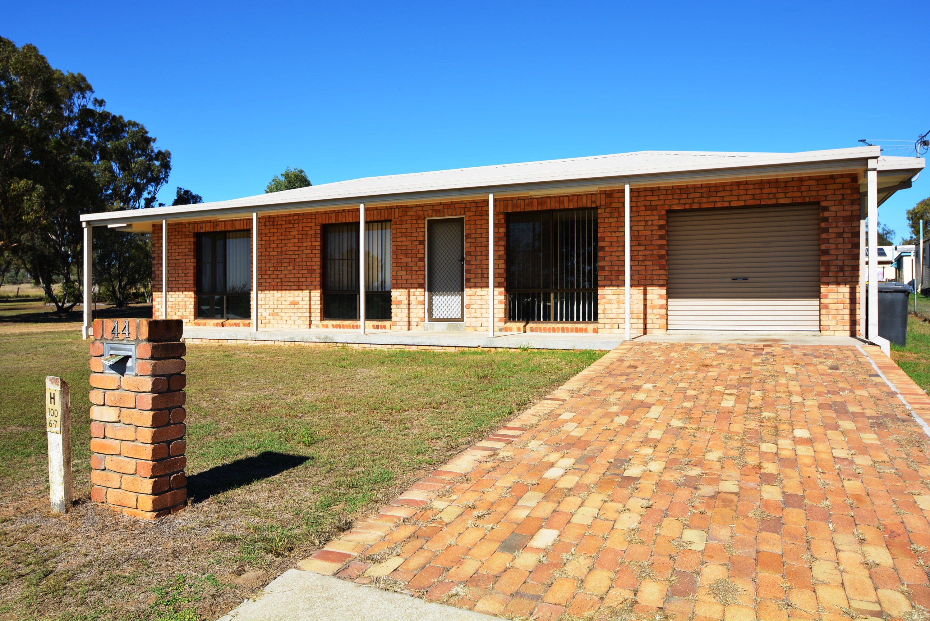 44 CANNINGVALE RD, WARWICK, 4370