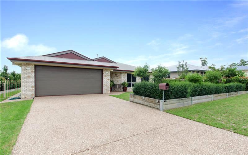 27 ROWLAND ST, WARWICK, 4370