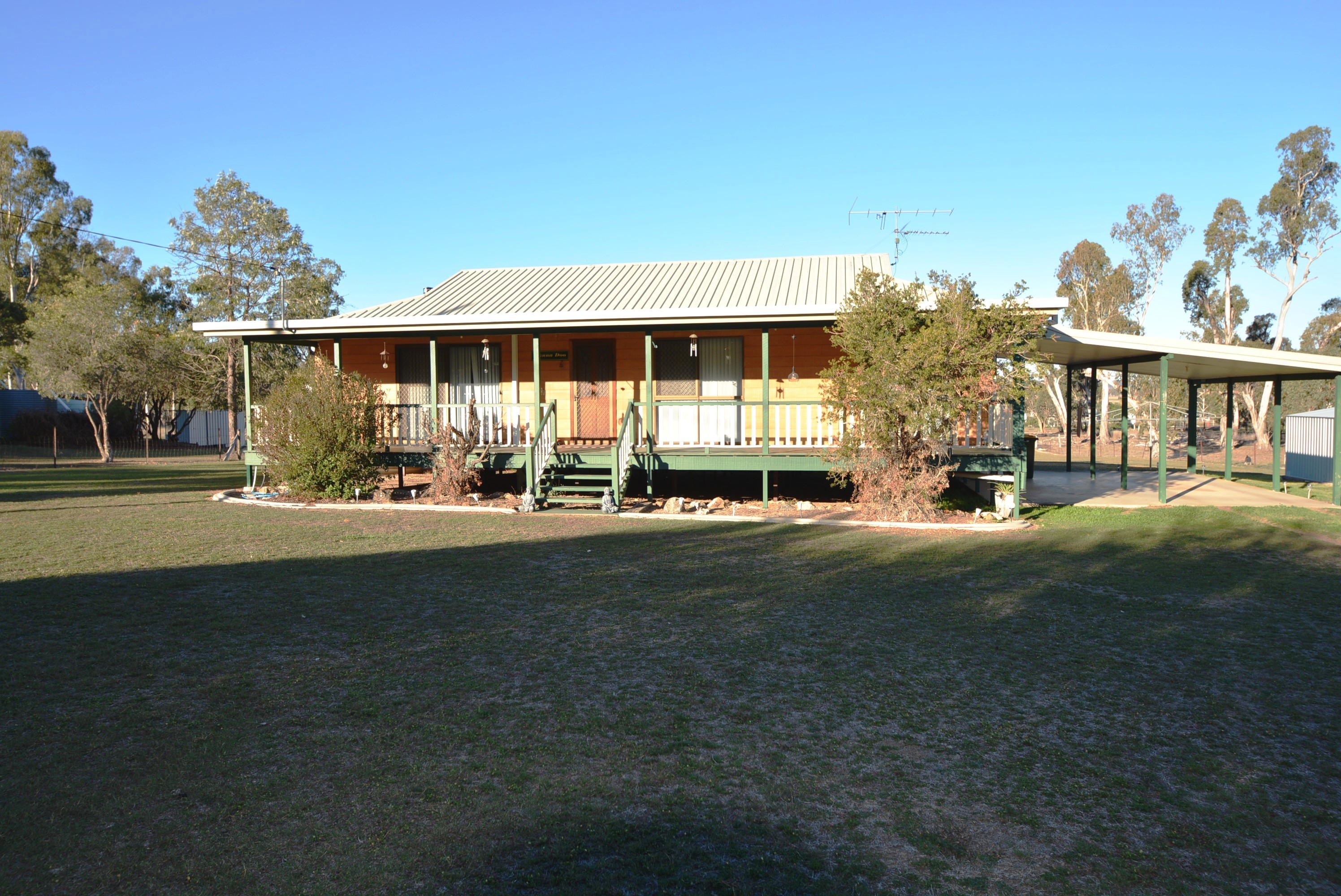 32 WHITE ST, PRATTEN, 4370