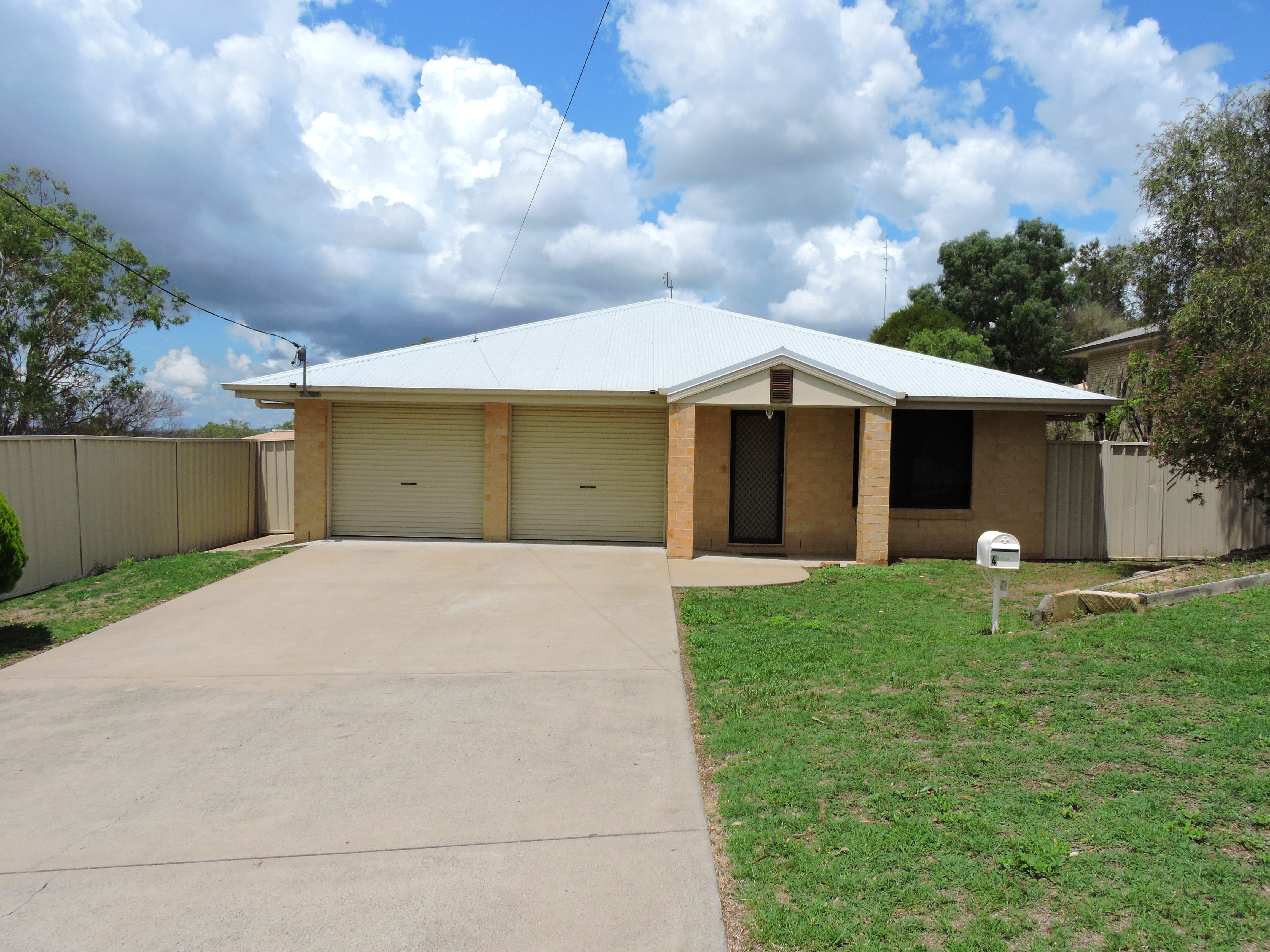 4 COOREY PL, WARWICK, 4370