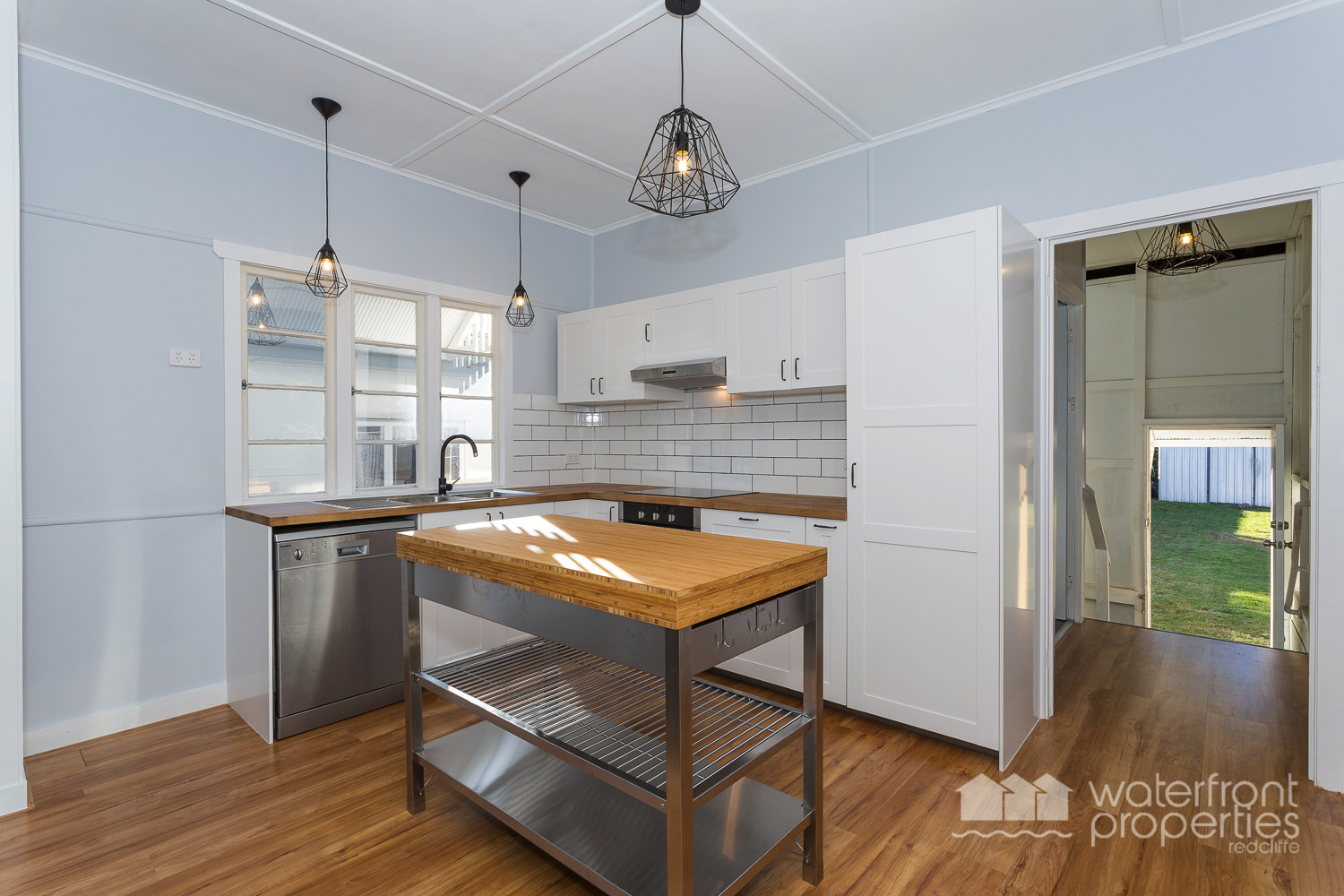20 BAILEY STREET, WOODY POINT, 4019