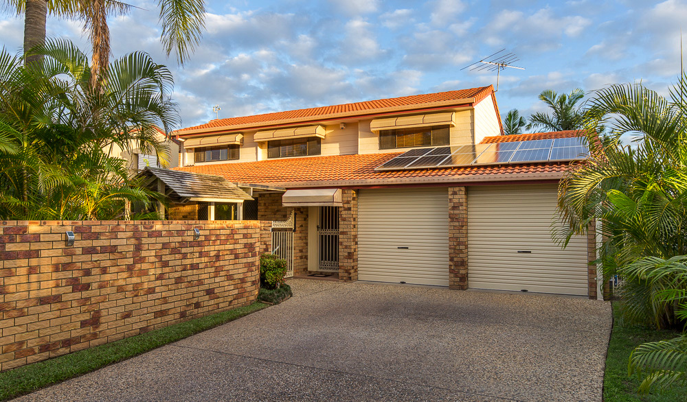 22 SOUTHERN CROSS DR, NEWPORT, 4020