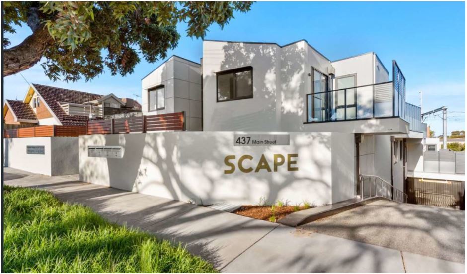 4/437 MAIN STREET, MORDIALLOC, 3195