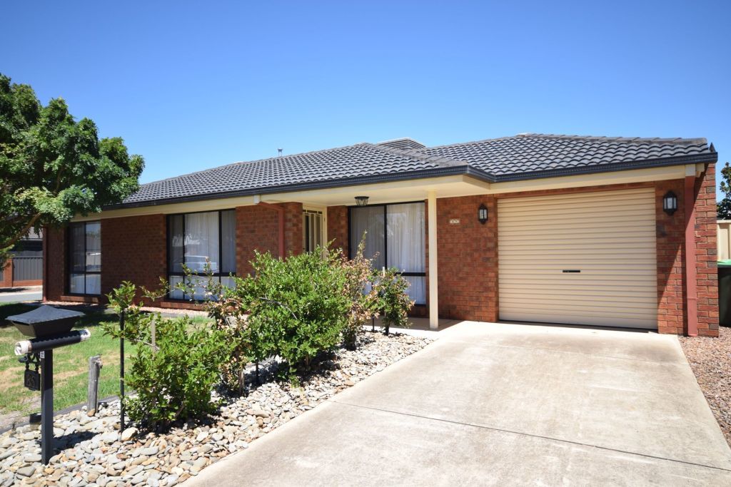 85 KNIGHT ST, MOOROOPNA, 3629