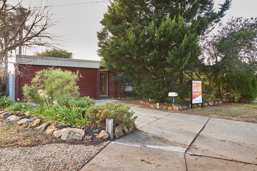 6 CLYDESDALE CT, MOOROOPNA, 3629