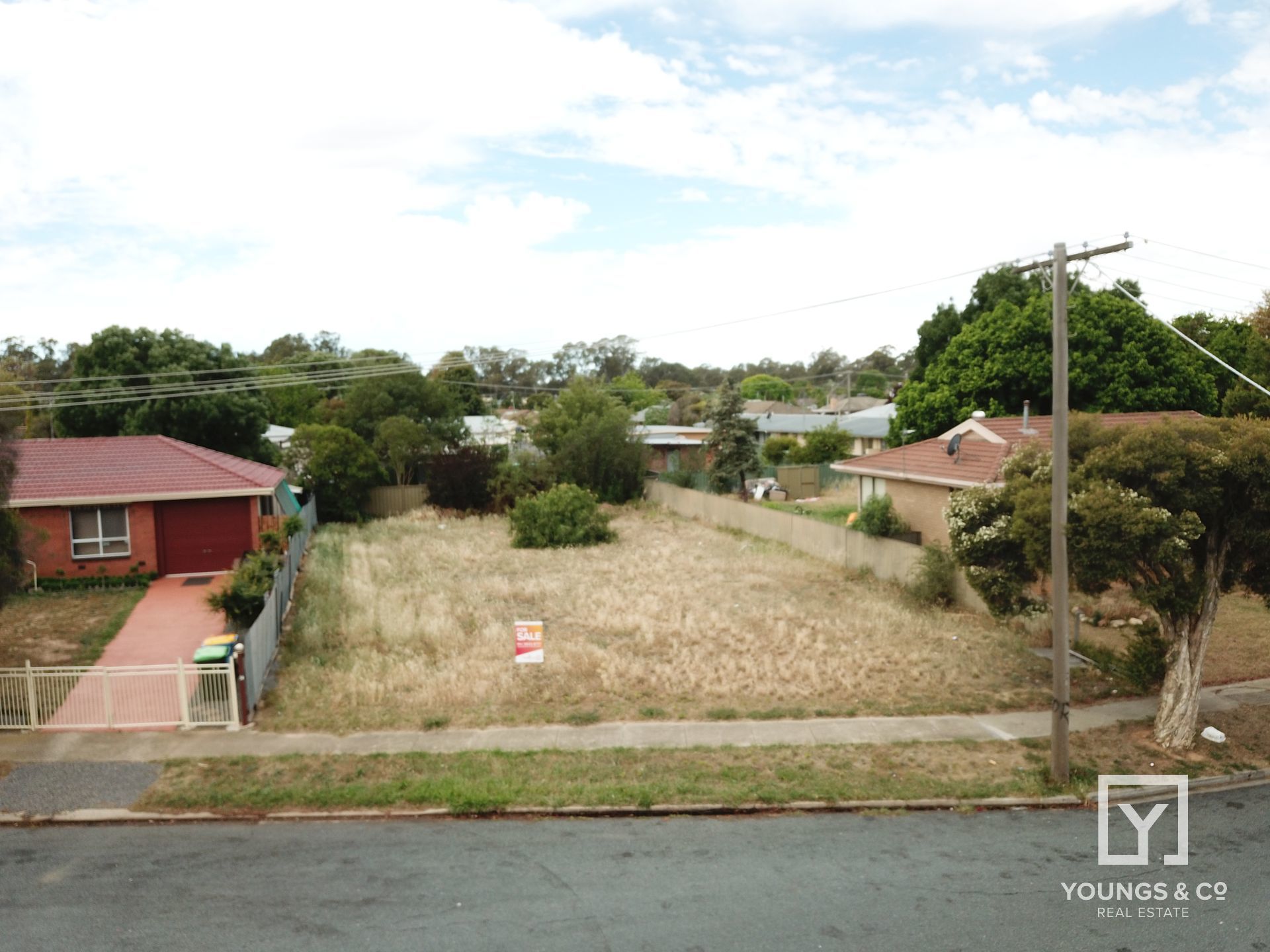 32 BAKER CRES, MOOROOPNA, 3629