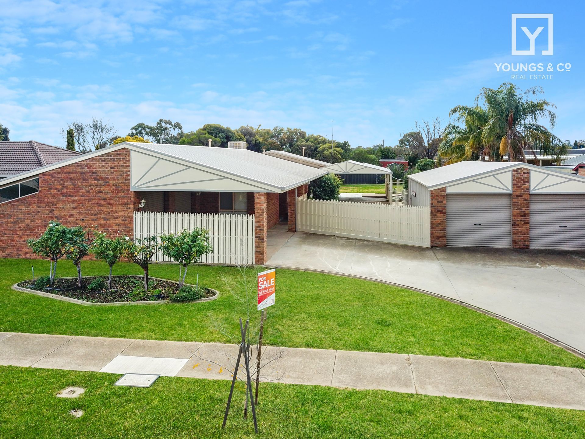 17 JOHN GRAY AVENUE, MOOROOPNA, 3629