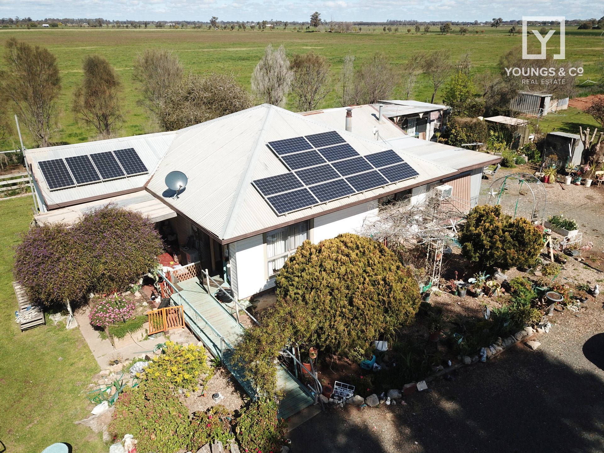 295 BREWER RD, COOMA, 3616