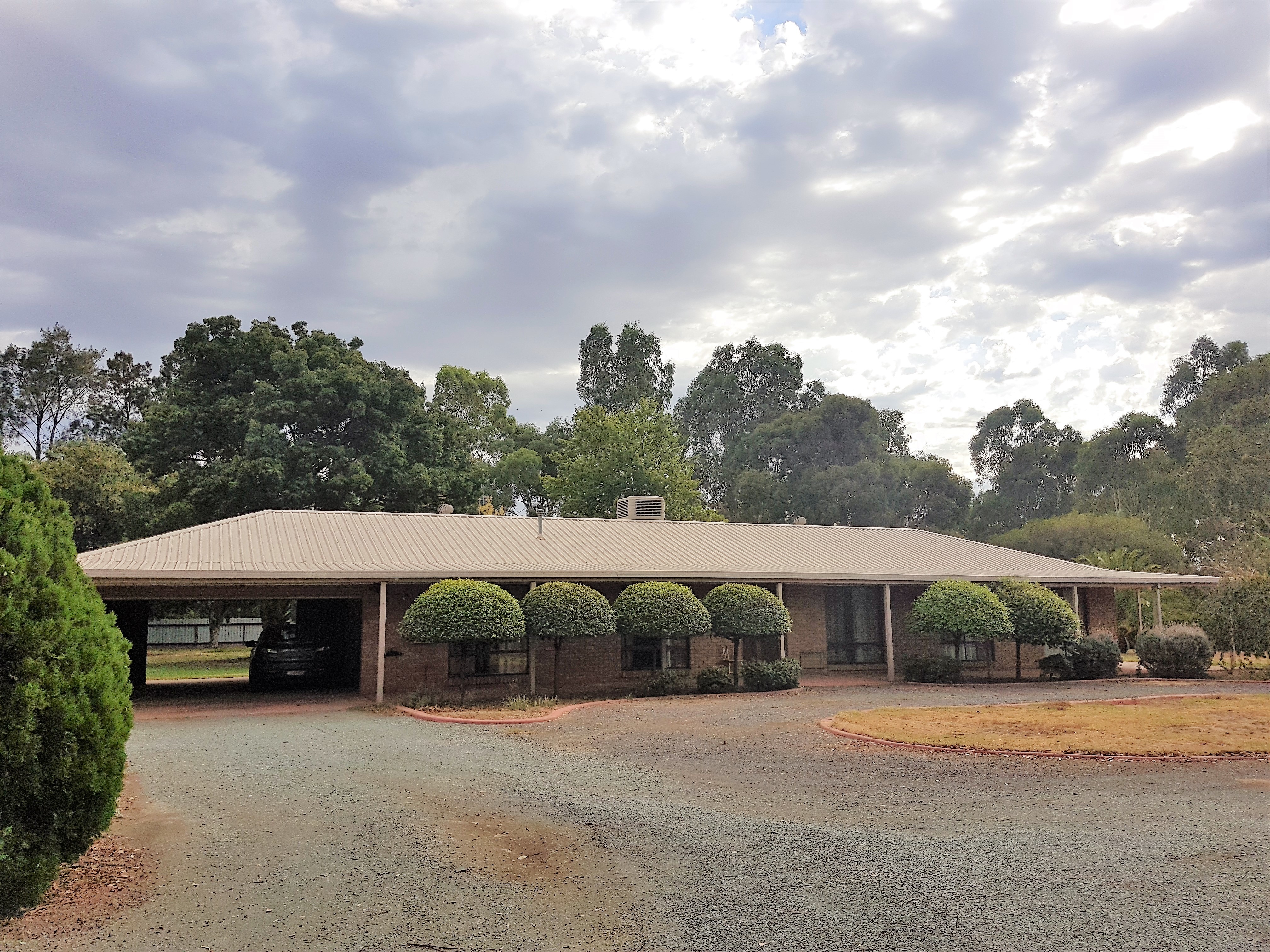 8 HOWLEY COURT, TATURA, 3616